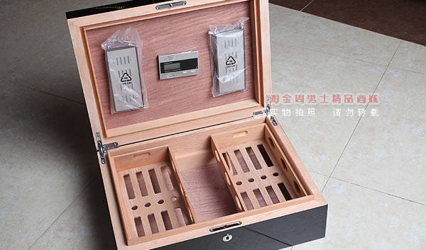 香柏木雪茄保湿木箱 大卫杜夫原单雪茄盒带电子湿度计SK1031-2