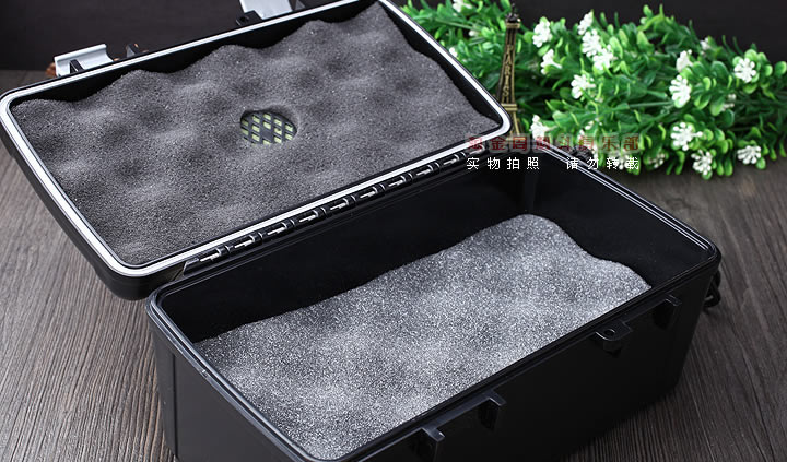 新款 雪茄保湿盒便携 Xikar西卡塑料15支黑色 户外密封防水雪茄盒-1