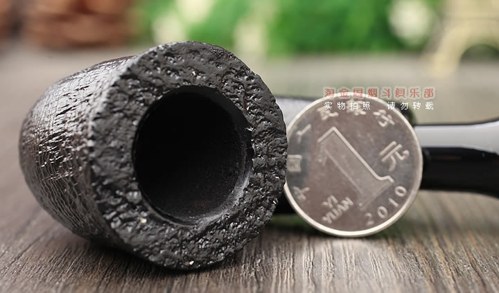 爱尔兰彼得森Peterson石楠木烟斗 2025年万圣节纪念系统斗喷砂 305-5